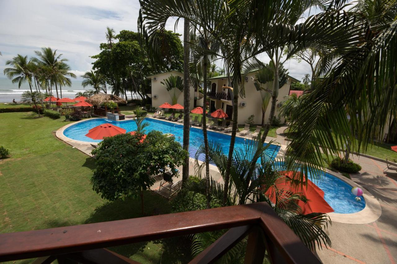 Club Del Mar Oceanfront